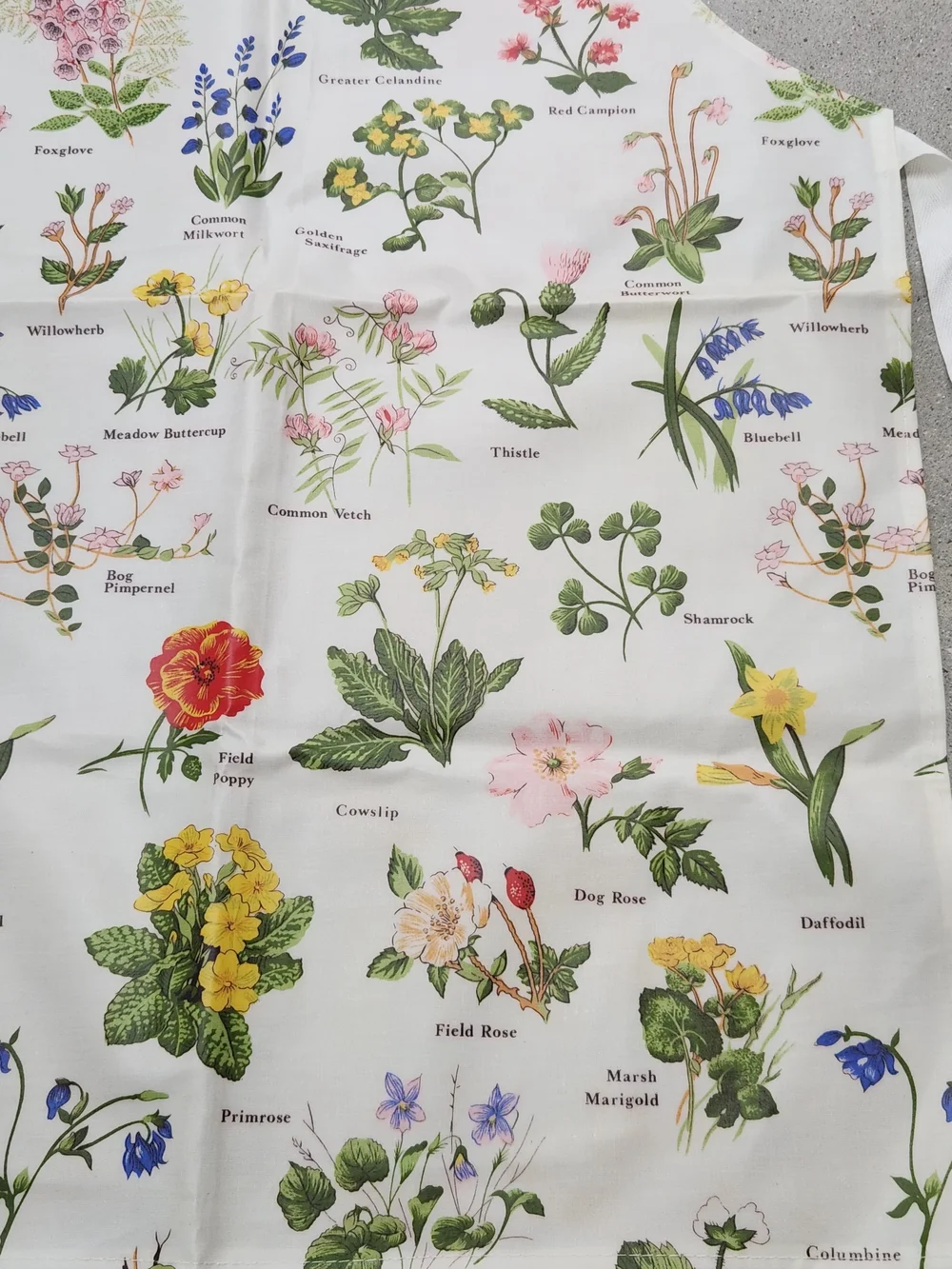 VINTAGE Botanical Cottagecore NWOT Wildflower Oilcloth Apron